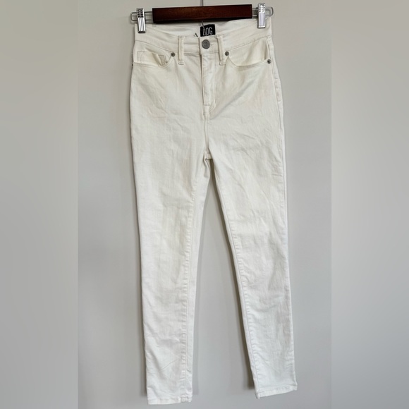 BDG Twig High Rise Crop Skinny Jeans Jeggings Ivory White Size 25 - Picture 2 of 12